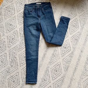 Levi’s 721 High Rise Skinny Jeans